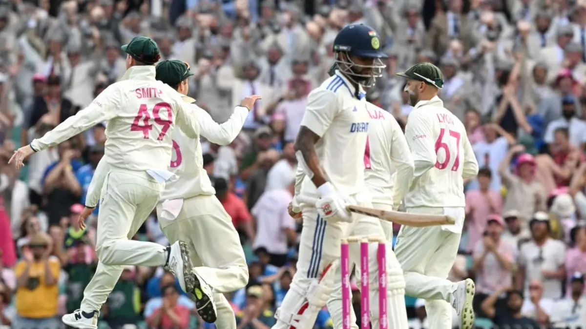 BGT - ‘We are not moaners…,’ Gavaskar tears into SCG pitch after 15 wickets fall on day 2