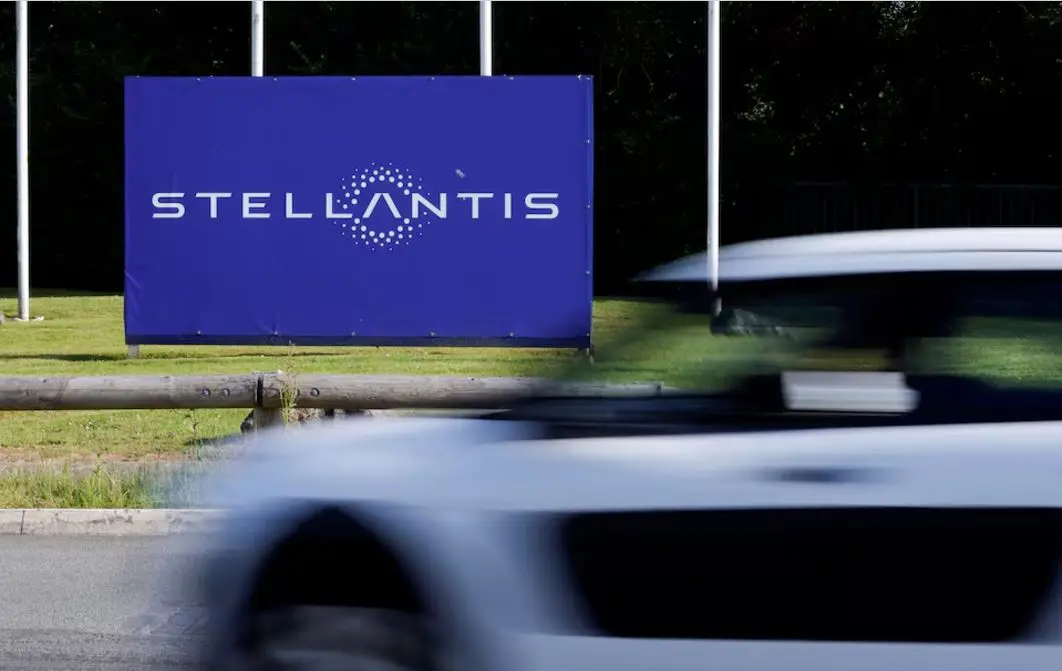 Stellantis reshuffles leadership amid ongoing CEO search