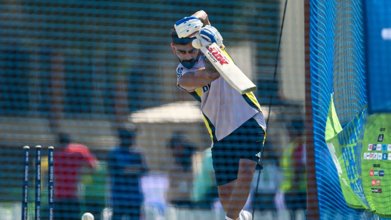 Virat Kohli reaches training an hour earlier than Indian team for Pakistan's Champions Trophy tie Virat Kohli reaches training an hour earlier than Indian team for Pakistan's Champions Trophy tie