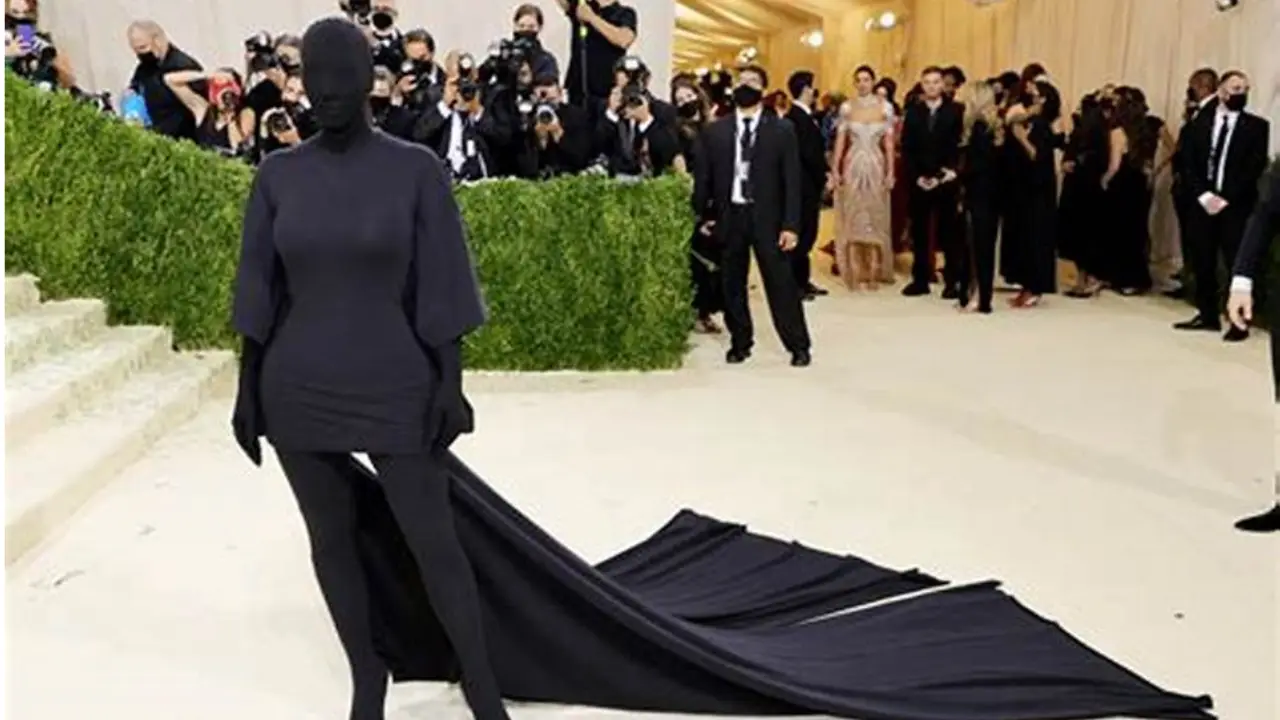 Kim Kardashian, 2021