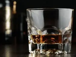 India: Thief falls asleep after drinking liquor during heist in Telangana