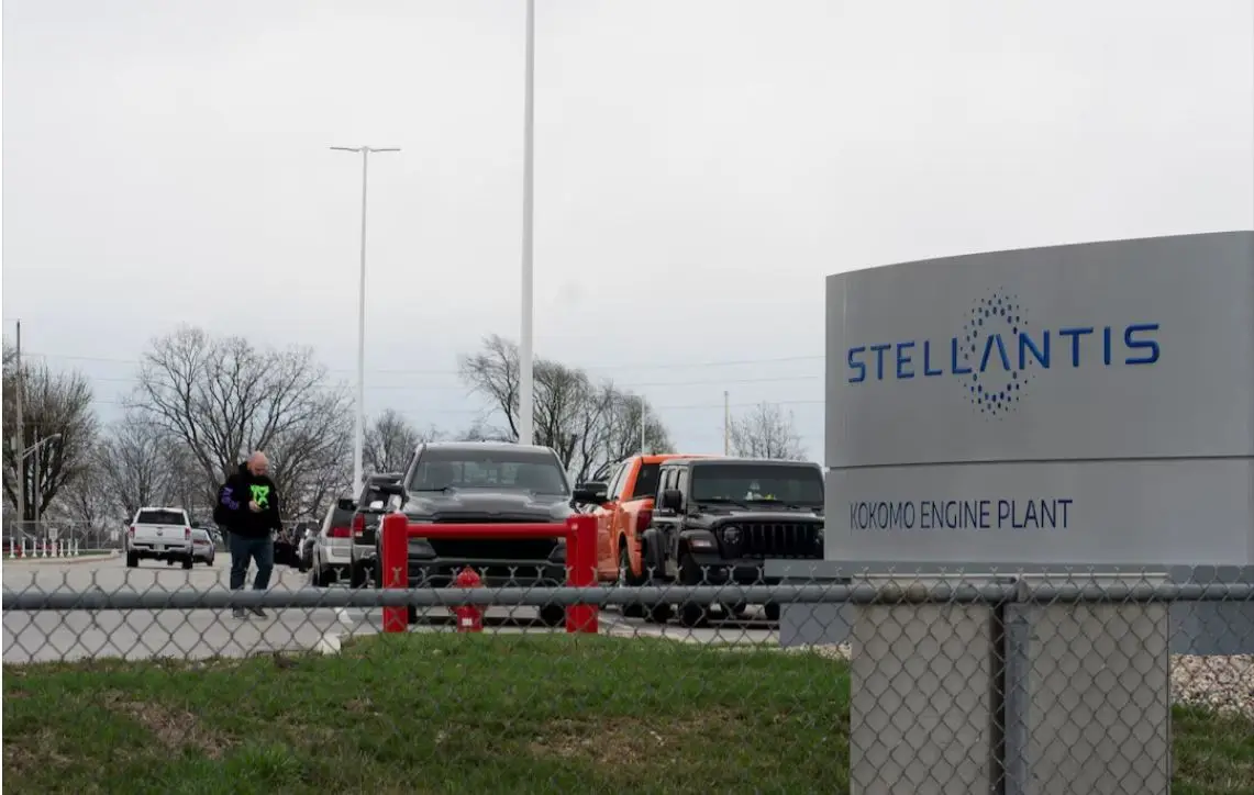 Stellantis announces 900 US layoffs, production halts amid tariff impact