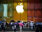 Foreign smartphone sales in China drop 47% in November, challenging Apple’s dominance