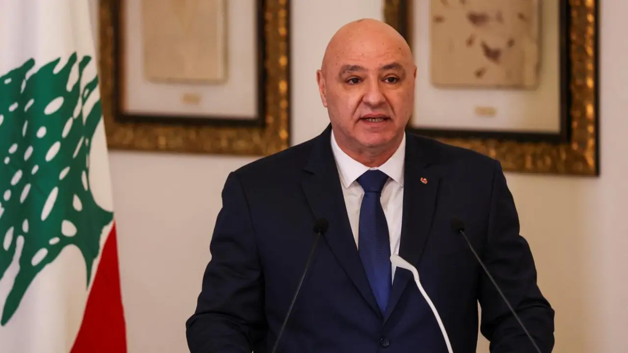 Lebanese president vows to punish attackers of UN peacekeeping convoy amid airport protests