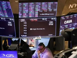US stock markets crash amid recession fears and trade uncertainty