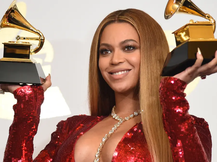 Beyonce leads Grammys pack at gala backdropped by fires