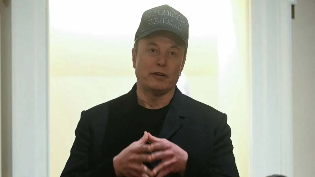 US federal employees who don’t respond to email are ‘presumed dead’, says Musk