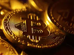 Is Bitcoin going to crash? Technical analyst predicts upto 22% downside in Q1, 2025