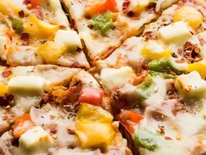 10-Minute Roti Pizza Is Every Kid’s Favorite