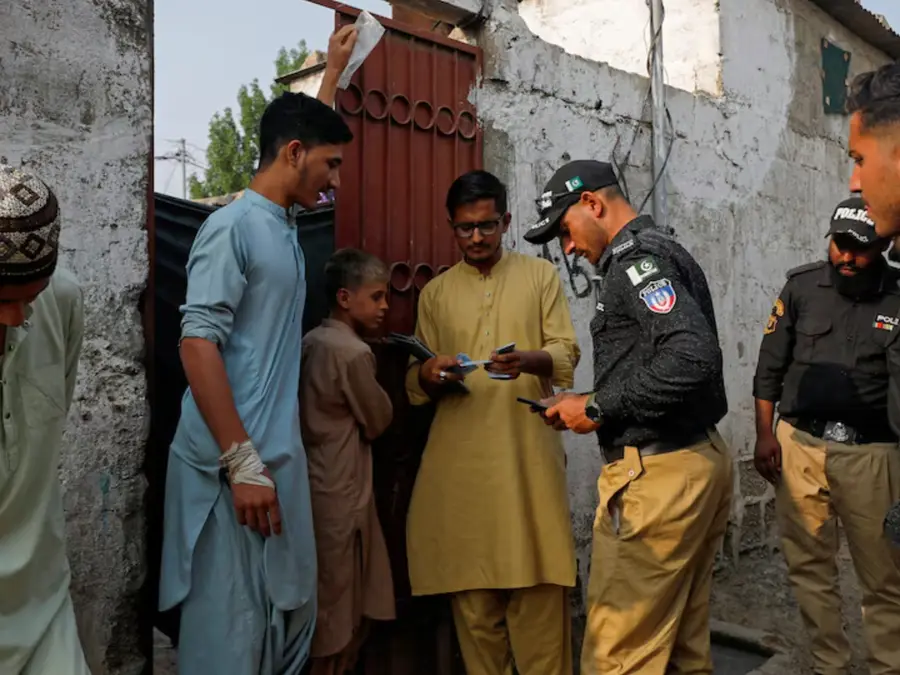 Leave or be deported: Pakistan asks Afghan Citizen Card holders, illegal foreigners to leave by March 31