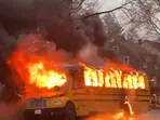 Fire breaks out on school bus in Ohio, driver saves kids within seconds - VIDEO