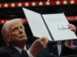 'Blatantly unconstitutional,' Federal judge blocks Trump’s birthright citizenship order