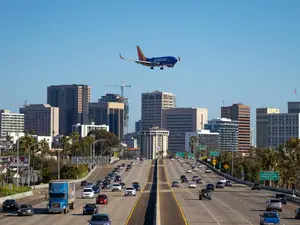 Southwest flight crew confuse taxiway for runway at Florida airport, almost fly off