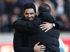 Premier League: Mikel Arteta delighted as Arsenal win appeal over Myles Lewis-Skelly red card