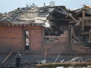 South Korea fighter jets accidentally drop bombs on civilian district, 15 injured