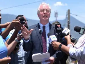 US senator says El Salvador blocked him from visiting wrongly deported man