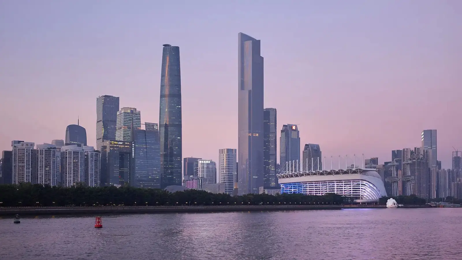 Guangzhou CTF Finance Centre (Guangzhou, China)