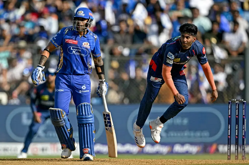4. Mayank Yadav LSG)