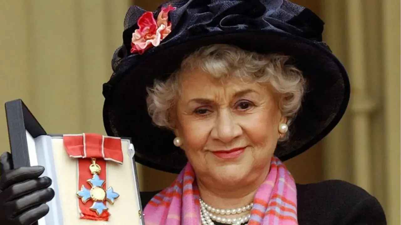 British acting legend Dame Joan Plowright dies aged 95