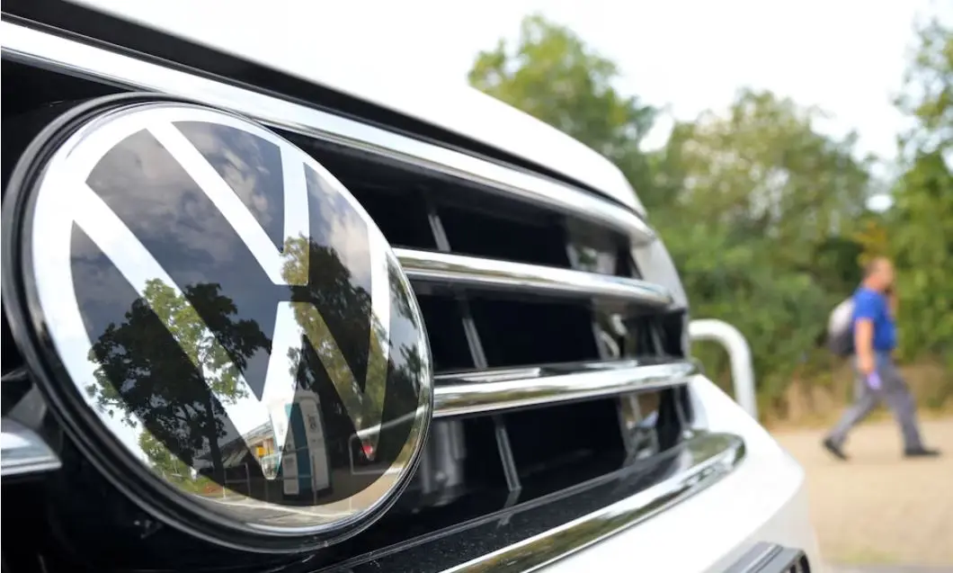 Volkswagen and CATL forge partnership for lithium battery development in China