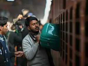 What led to the stampede at New Delhi Railway Station?