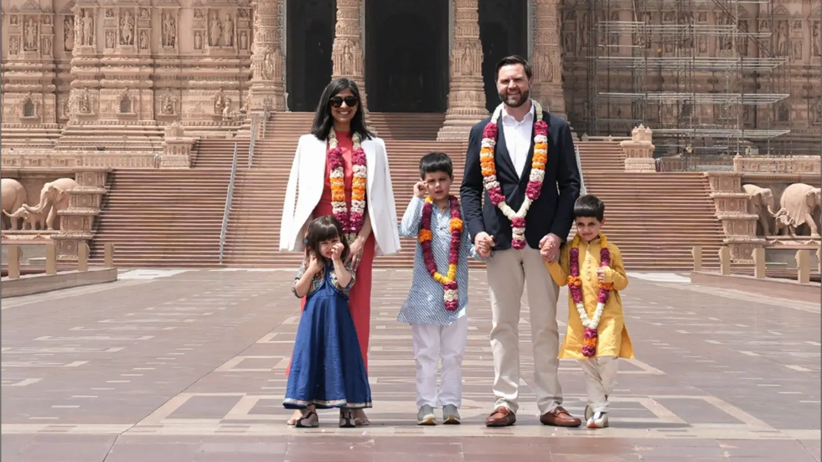 Vice President JD vance visits Akshardham with family