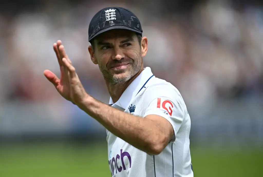 James Anderson expects England to stick with same XI in Brisbane despite Perth defeat