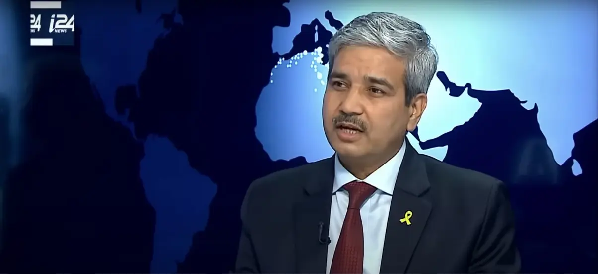 ‘US extradited Tahawwur Rana, Pak should hand over Hafiz Saeed, Lakhvi’: Indian envoy