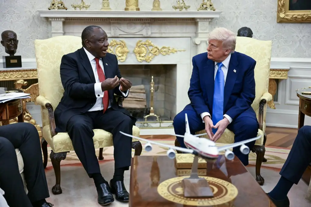 'We don’t have a plane to give you': Ramaphosa jests about Trump's $400 billion 'gift' from Qatar