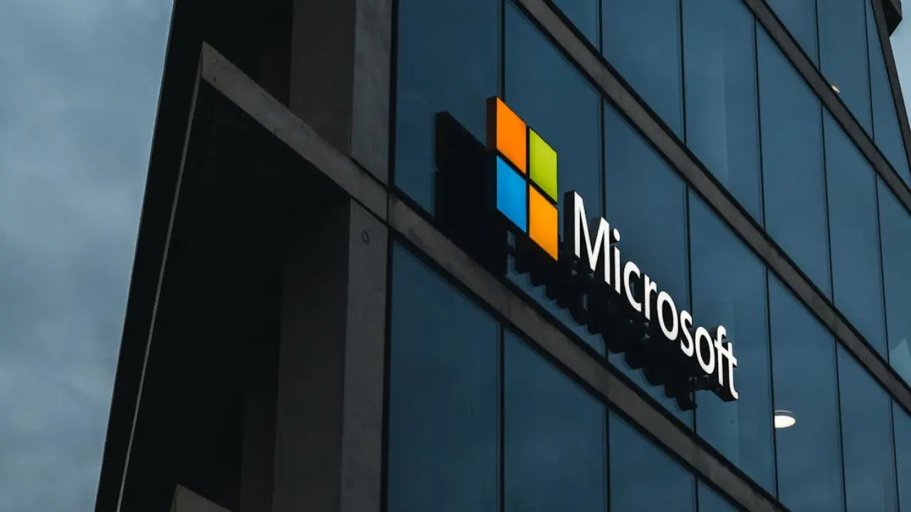 '6000 employees': Microsoft replaces staff with AI they developed