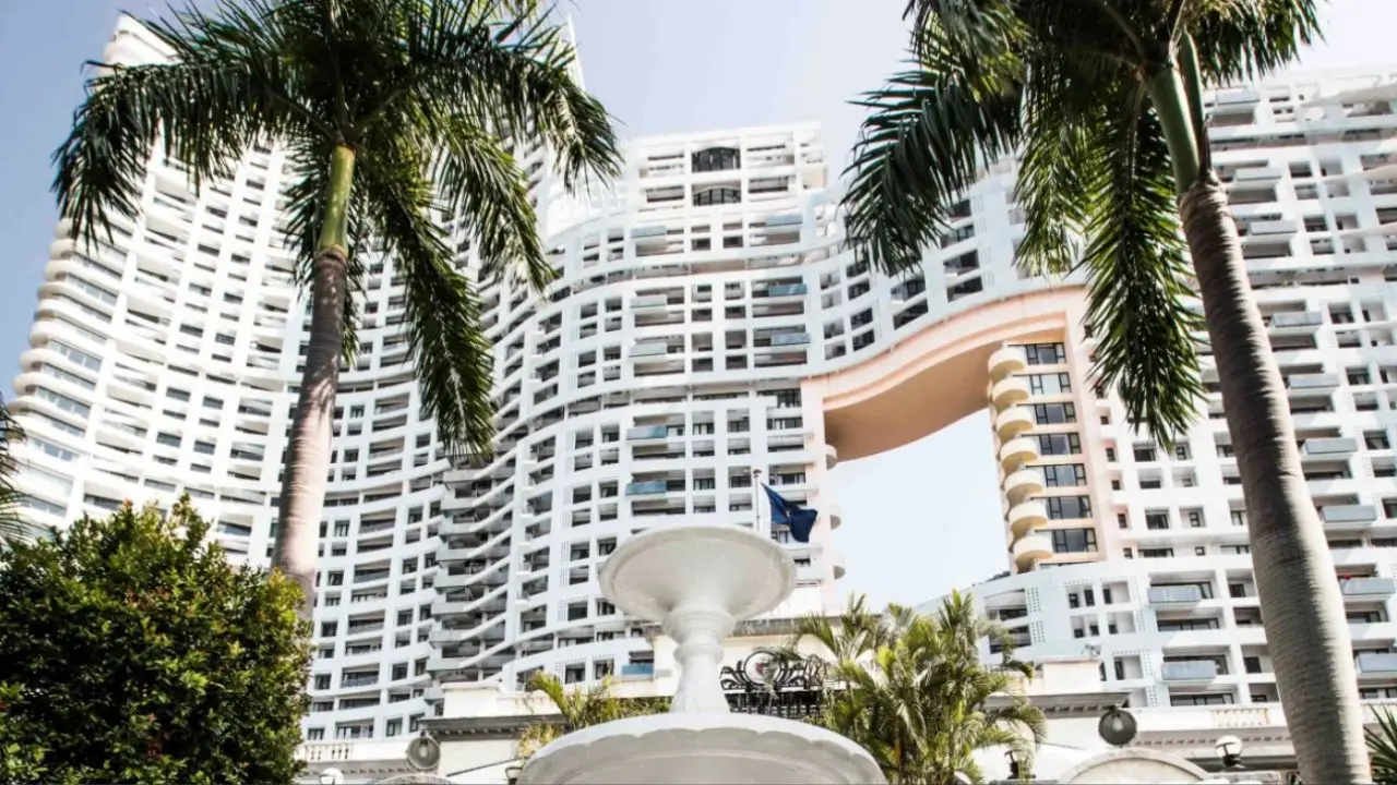 Repulse Bay and the myth