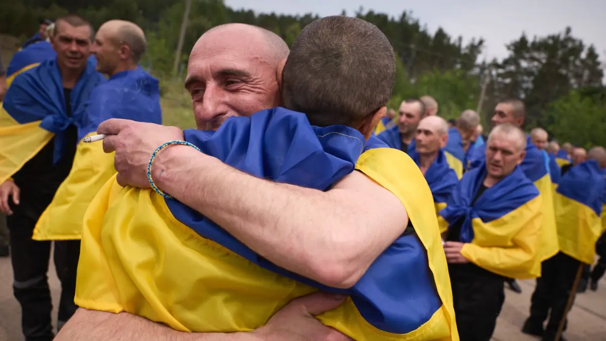  'Shaved heads, wrapped in flags': Russia-Ukraine complete '1000 for 1000' prisoner swap, BIGGEST POW exchange in 3 years 