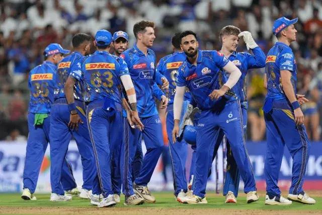 2. Mumbai Indians (MI)