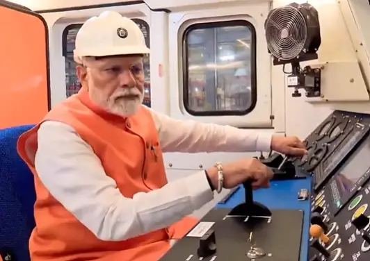 PM Modi inaugurates 'locomotive manufacturing plant' of Indian Railways in Gujarat's Dahod - What is it? Watch video