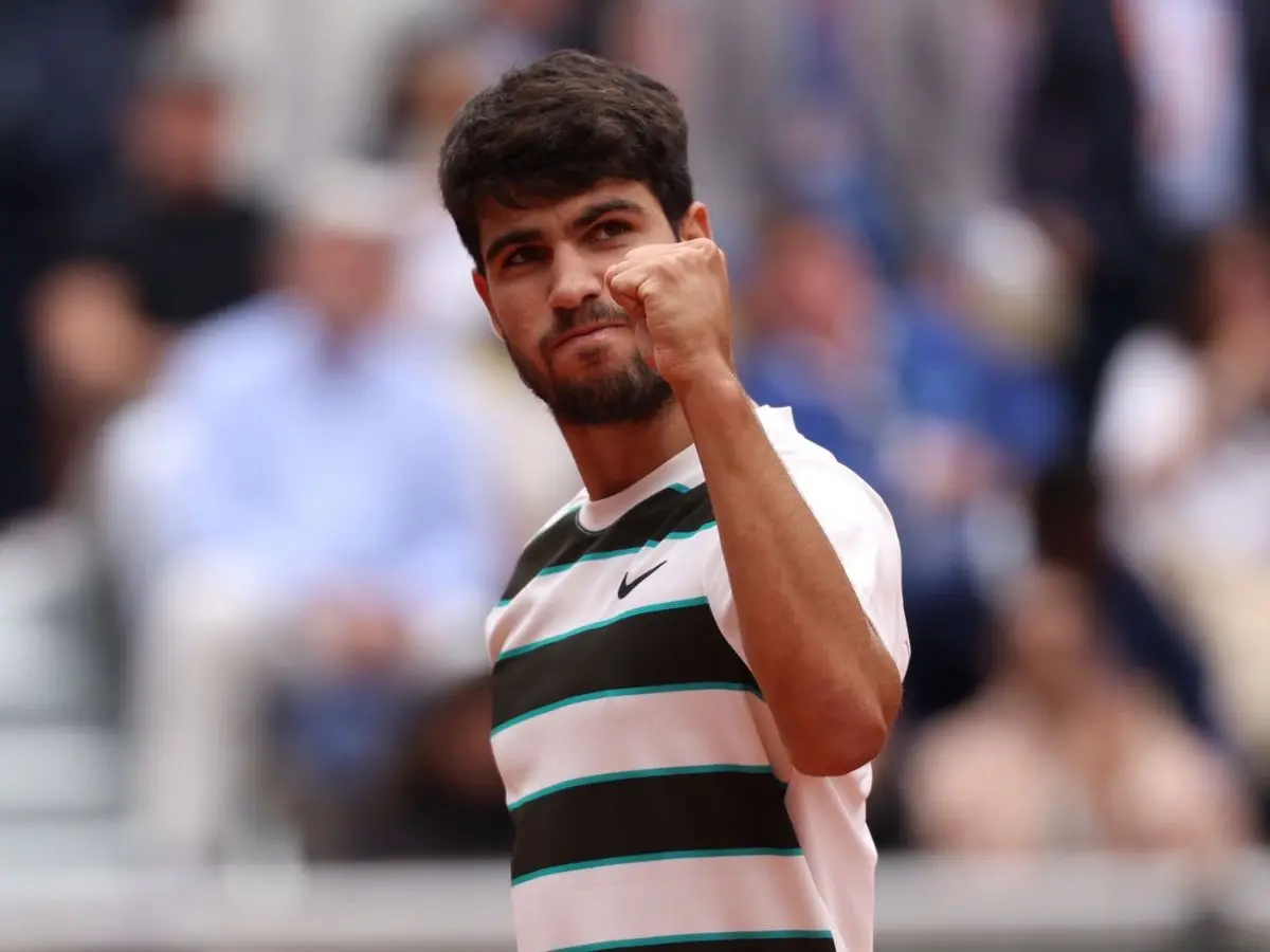 Roland Garros: Alcaraz powers into second round with resounding win, Swiatek eases through
