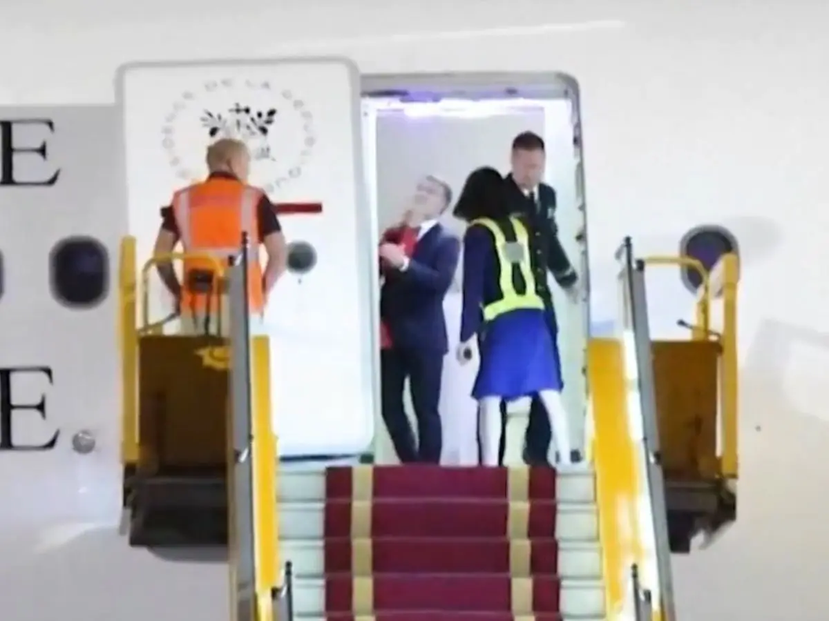 ‘Hand of Kremlin’ or ‘miscalculated strength’? Russian foreign minister takes a sly dig over Macron’s viral video