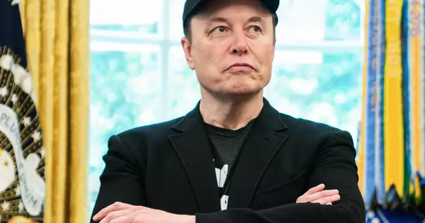 'Go ahead, punch me...': Musk reveals who gave him the black eye ...