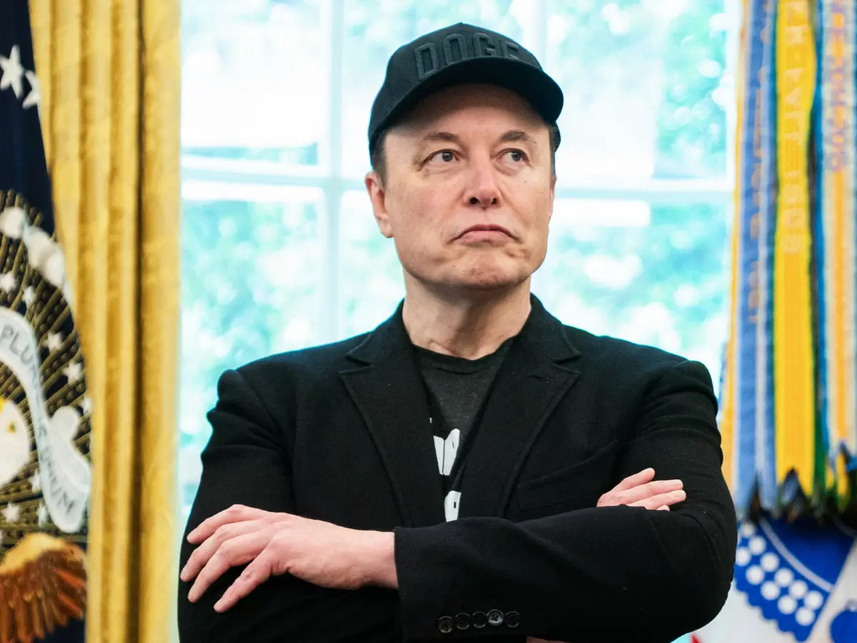'Go ahead, punch me...': Musk reveals who gave him the black eye seen at his White House farewell 'Go ahead, punch me...': Musk reveals who gave him the black eye seen at his White House farewell
