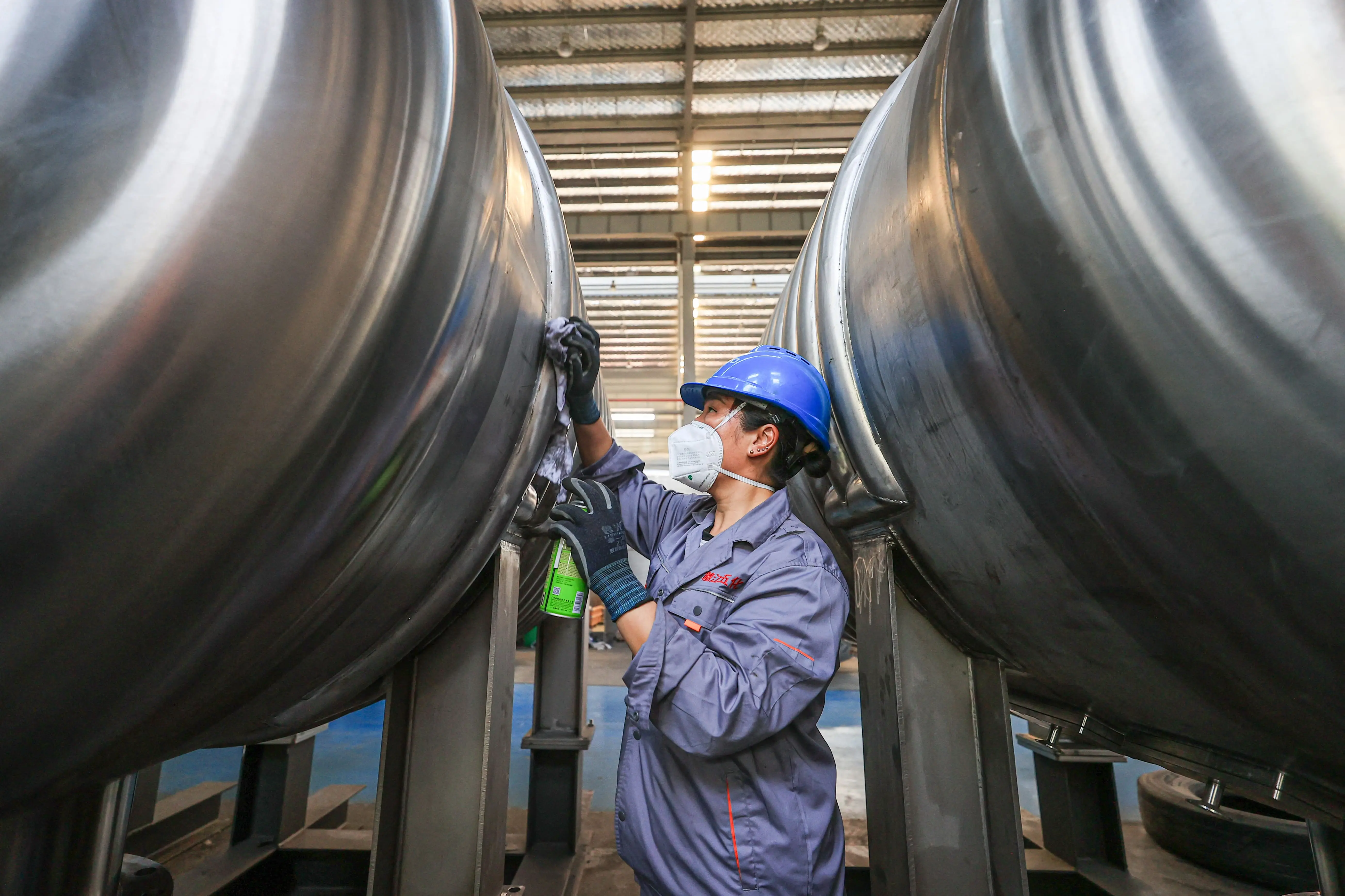 China’s factory slump eases in May after tariff truce with US