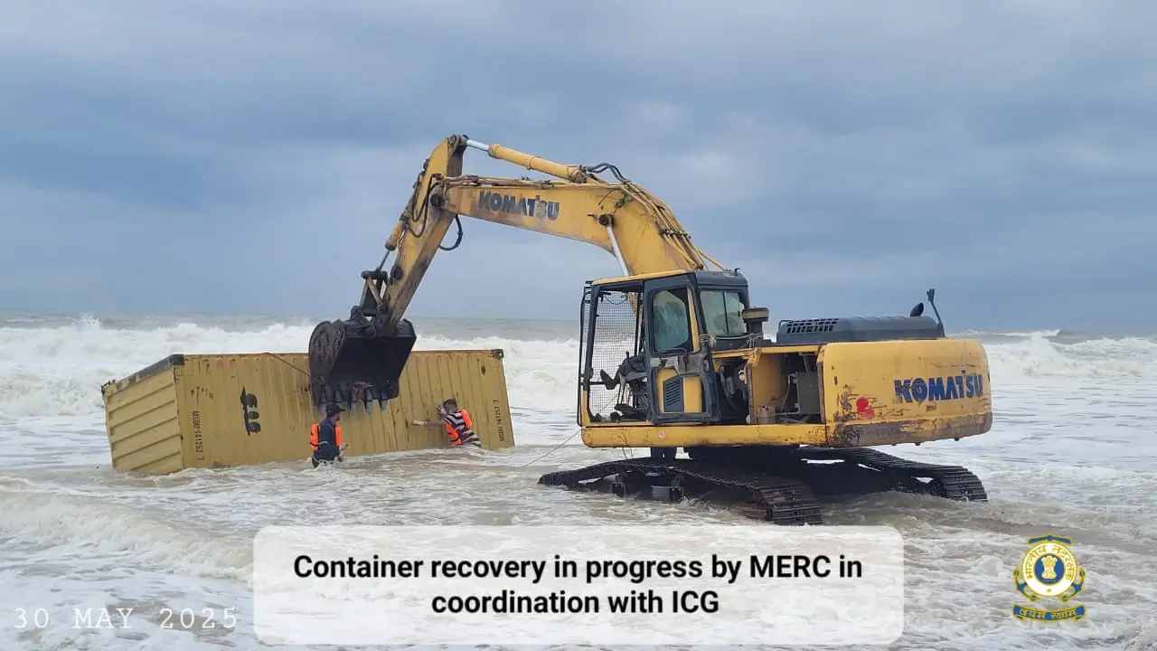 Debris from MSC ELSA3 shipwreck off Kerala coast reaches Tamil Nadu shores