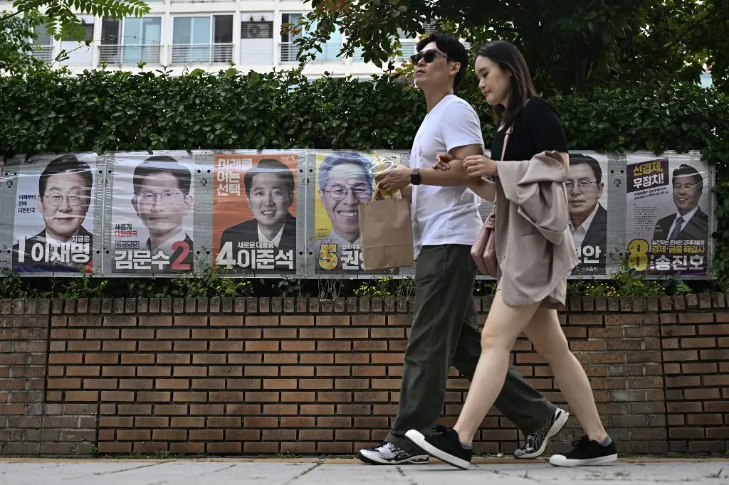 South Korea presidential candidates rally ahead of June 3 vote