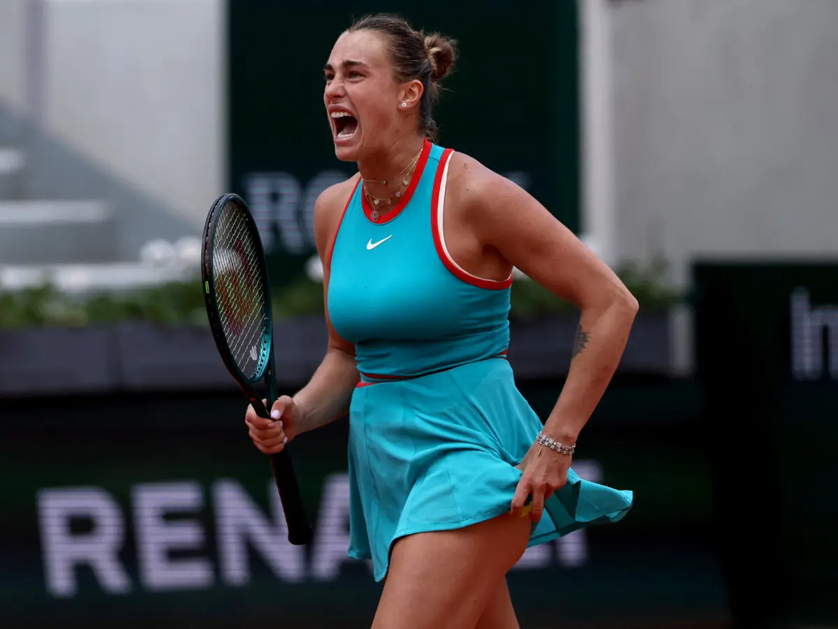 French Open: Aryna Sabalenka powers into quarter-finals after dominant win over Amanda Anisimova
