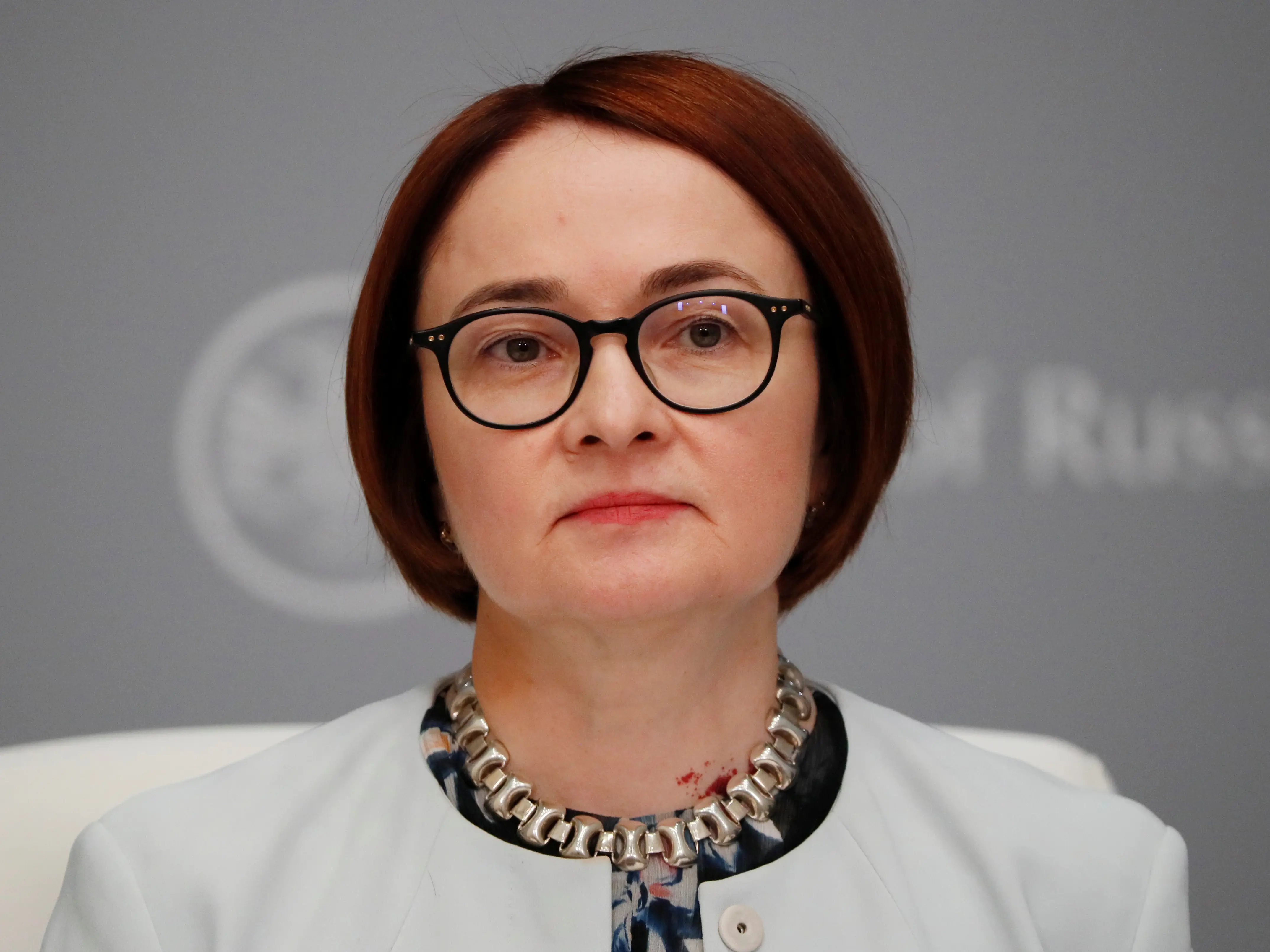 Kremlin pressures Russia’s top banker to slash rates as sanctions hit economy Kremlin pressures Russia’s top banker to slash rates as sanctions hit economy