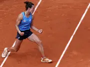French Open 2025: Lois Boisson upsets Coco Gauff, Andreeva advances to quarters