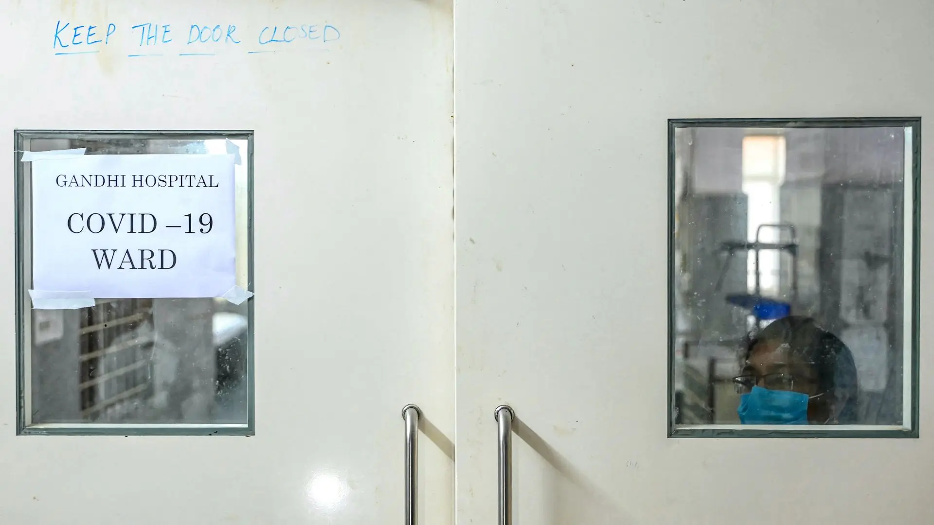 Five new COVID19 related death across India, with active cases surpassing 4000