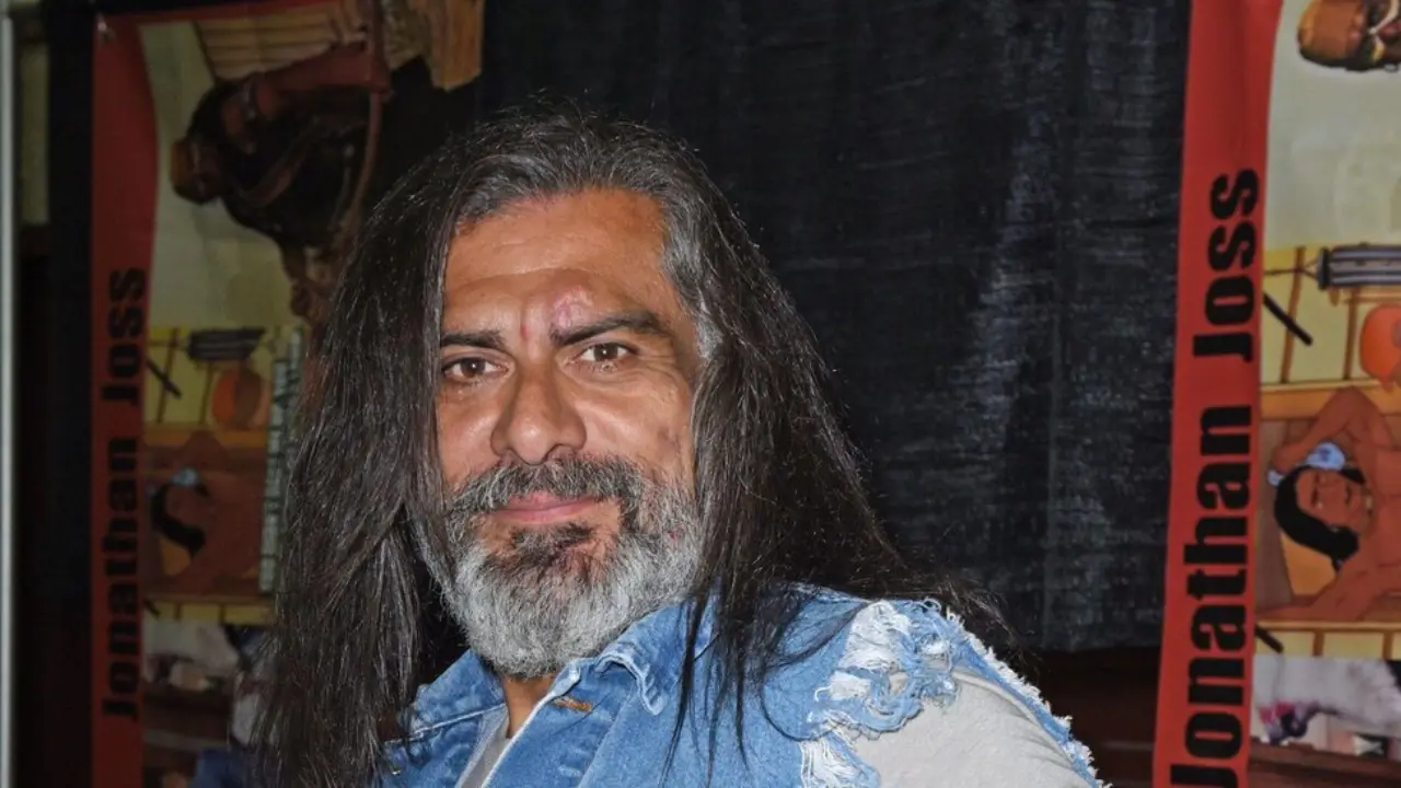 Jonathan Joss, voice actor of King of the Hill, fatally shot outside his Texas home
