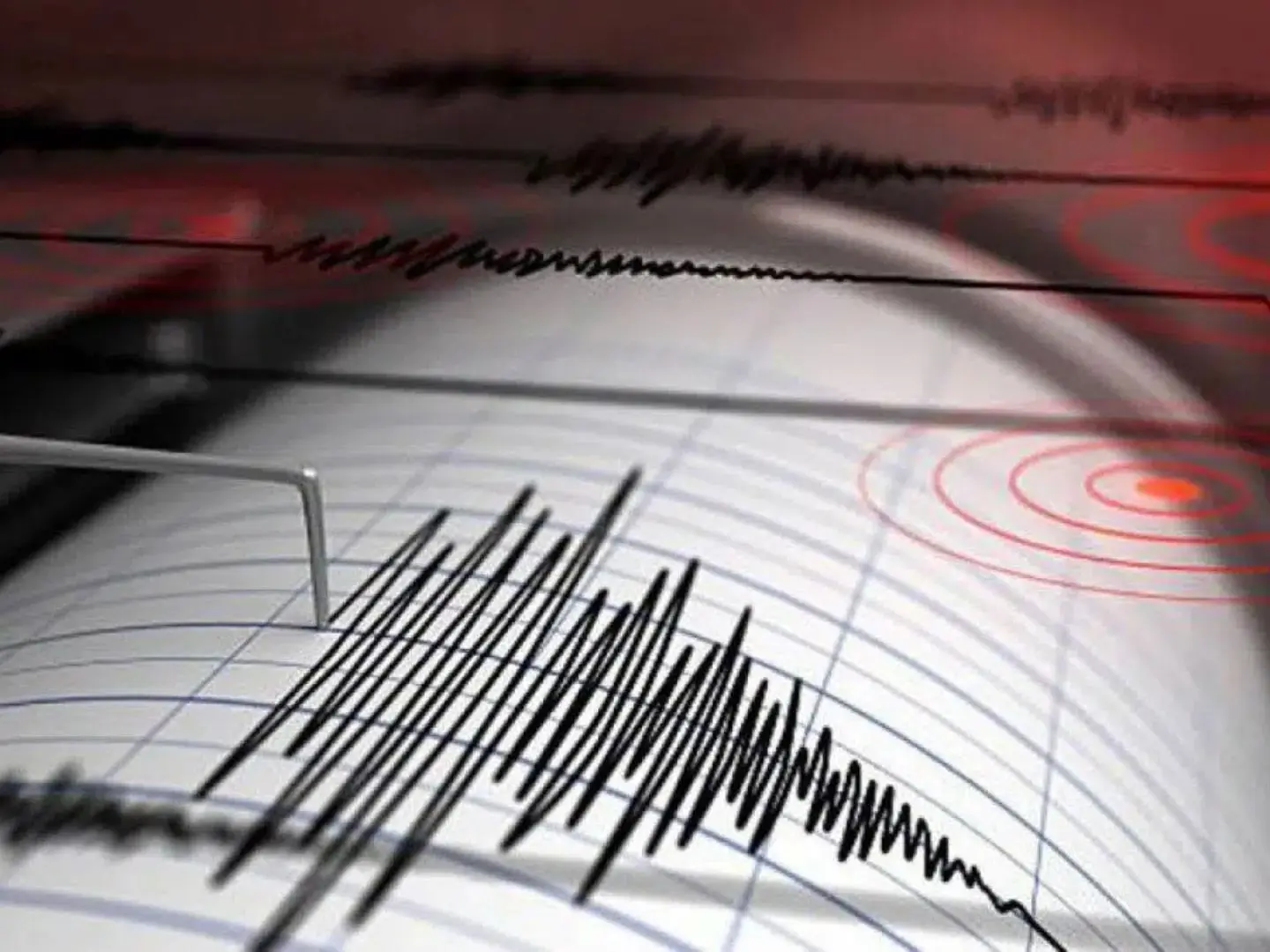 Karachi experienced three low intensity earthquakes in a day Karachi experienced three low intensity earthquakes in a day