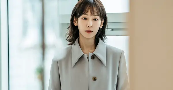 South Korean actress Seo Hyun-jin, best known for Dr Romantic scammed ...