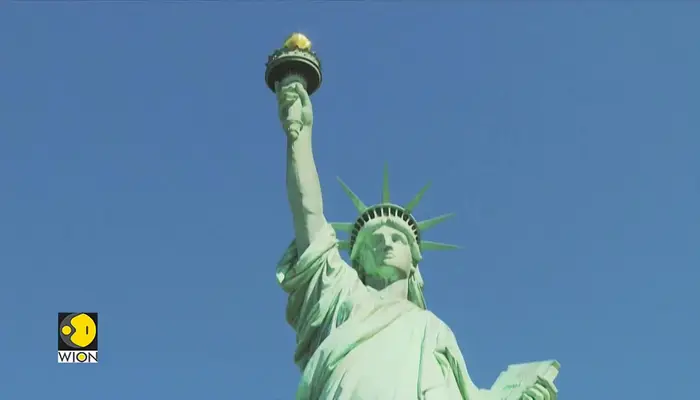  Trump bars citizens of 12 countries from entering America 