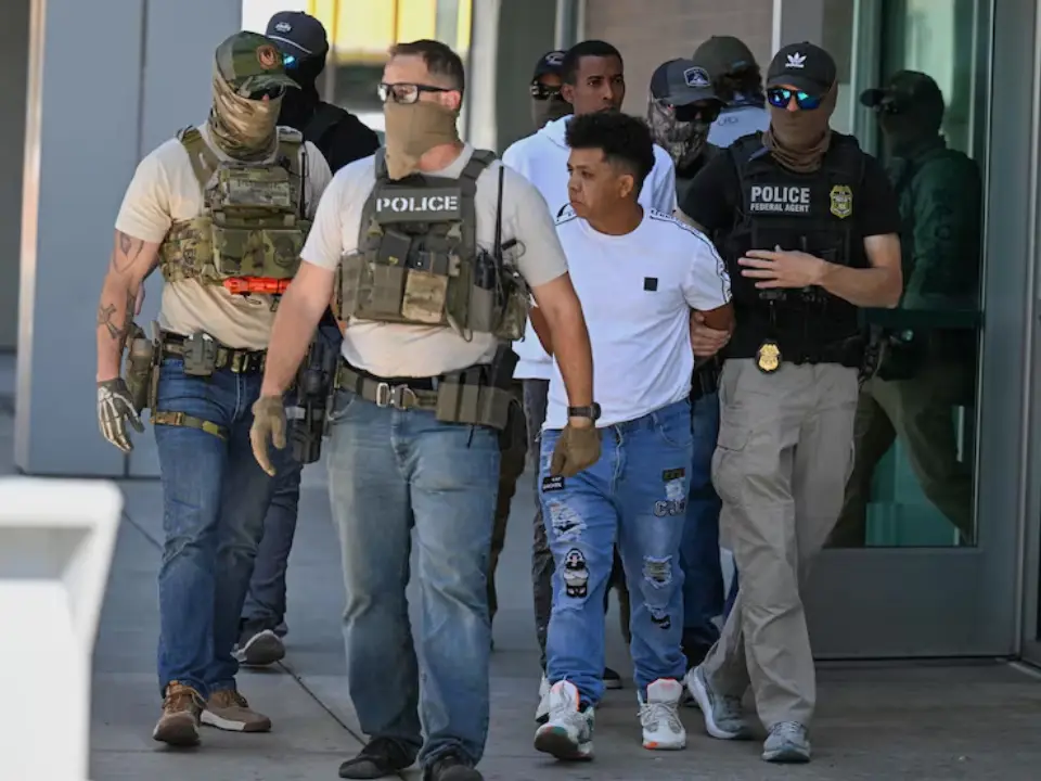 US arrests over 2,200 immigrants in a single day, record number in ICE history US arrests over 2,200 immigrants in a single day, record number in ICE history